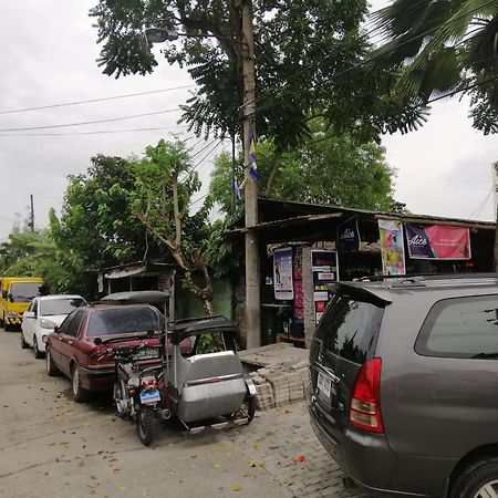 Katrina'S Dorm Pansiyon Tarlac City Dış mekan fotoğraf
