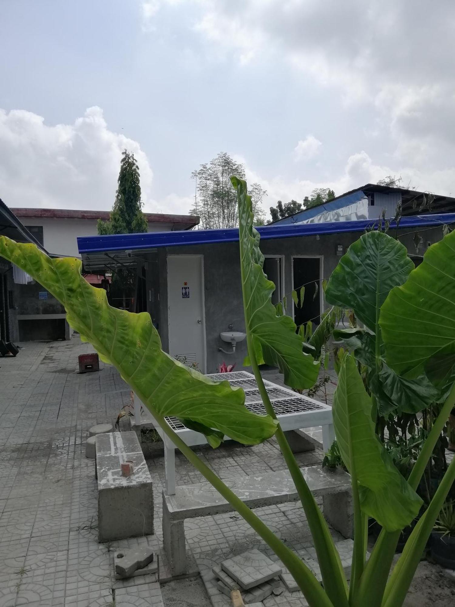 Katrina'S Dorm Pansiyon Tarlac City Dış mekan fotoğraf